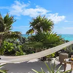 Casa Ninos Sian Kaan