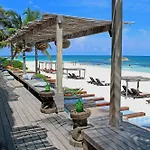 Chica Tulum