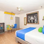 Mestizo Gallery Hotel 4*