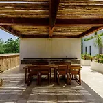 Jungle Luxury In Private Residential Area & Stunning Rooftop By Stella