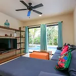 Swim Up- 2 Bdr & 2 Bike In Apartamento *