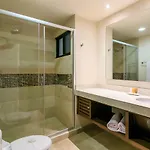 Swim Up- 2 Bdr & 2 Bike In Apartamento