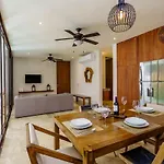 Jungle Luxury In Private Residential Area & Stunning Rooftop By Stella *