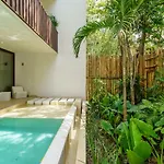 Jungle Luxury In Private Residential Area & Stunning Rooftop By Stella Tulum