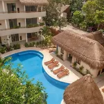 Gulliver - Free Club Access & Bikes * Tulum