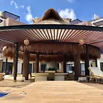 Casa Ya\'Ab