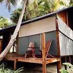 Libelula Beachfront 4* Tulum