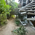 Zulum Hotel