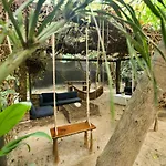 Zulum Hotel 3*