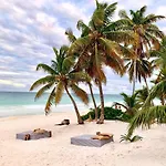 Libelula Beachfront Hotel