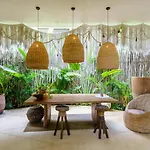 Apartamento Luxury & Nature Meet A Private Pool & Roof Pool