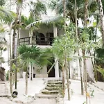 Nest Hotel Tulum
