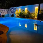 Niik 4*
