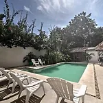 Casa Esmeralda W/ Pool Access & Furnished Patio!