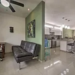 Villa Casa Esmeralda W/ Pool Access & Furnished Patio! Tulum
