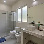 Casa Esmeralda W/ Pool Access & Furnished Patio!