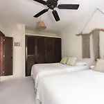 Nest Hotel