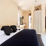 Nest Hotel