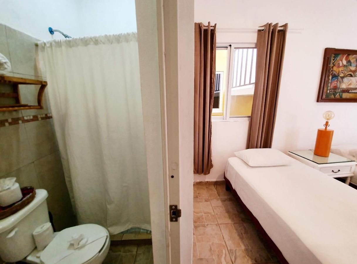 La Casona Hostel *