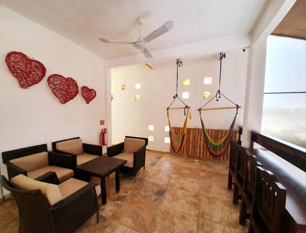 La Casona Hostel *