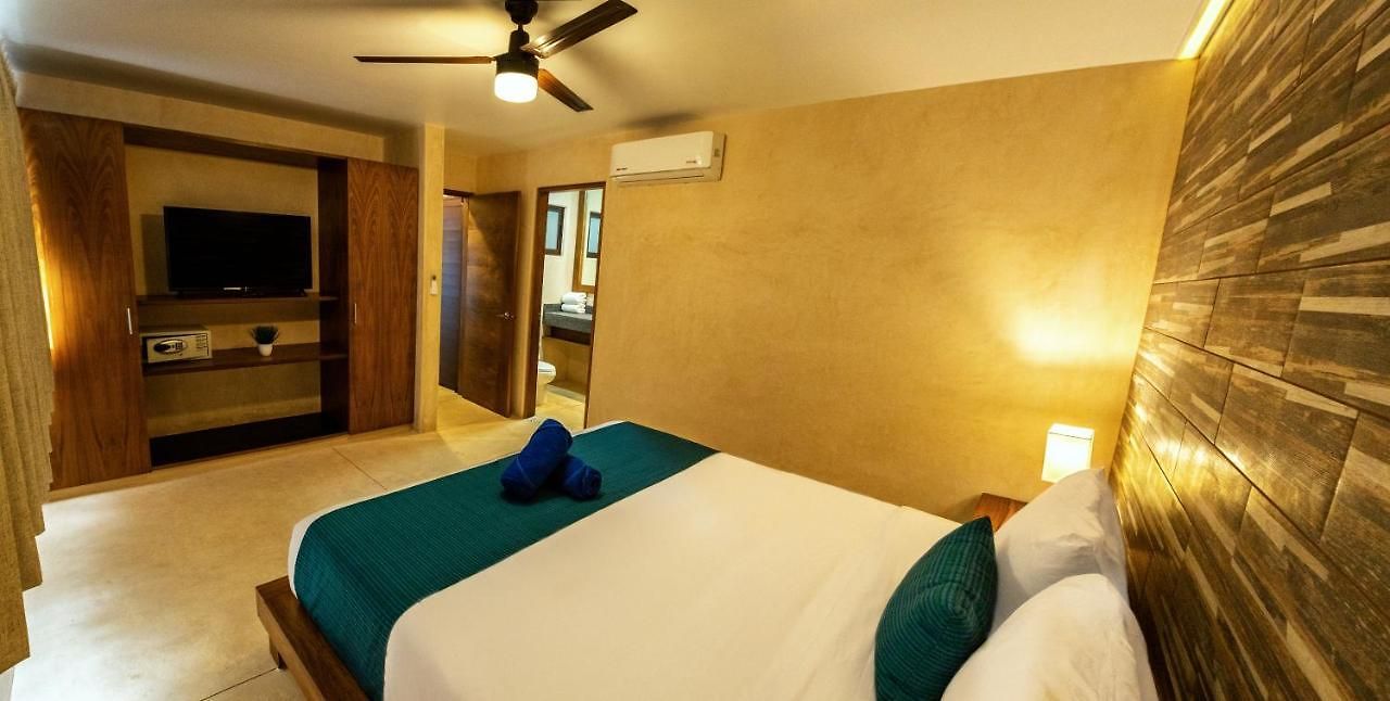Azul By Guruhotel 3*