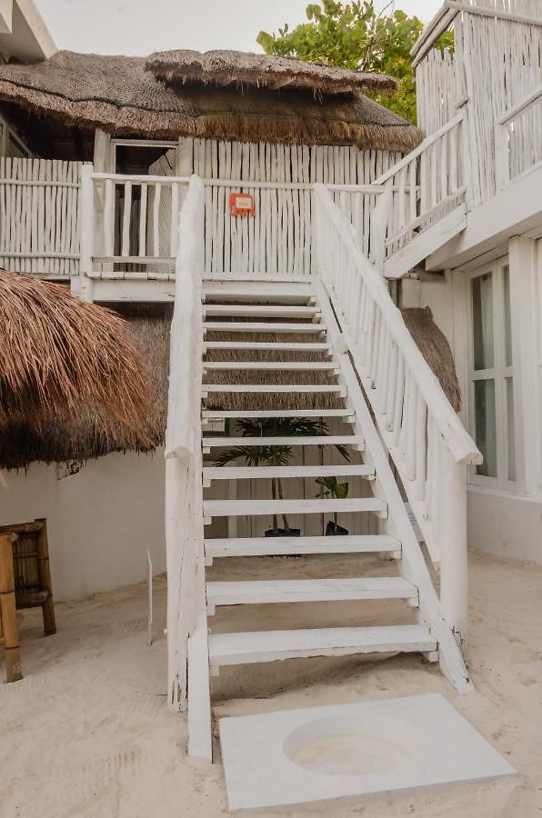 Hotel Shambala Petit