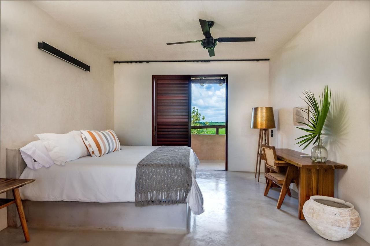 Privada Soliman Bay Pets Welcome! *