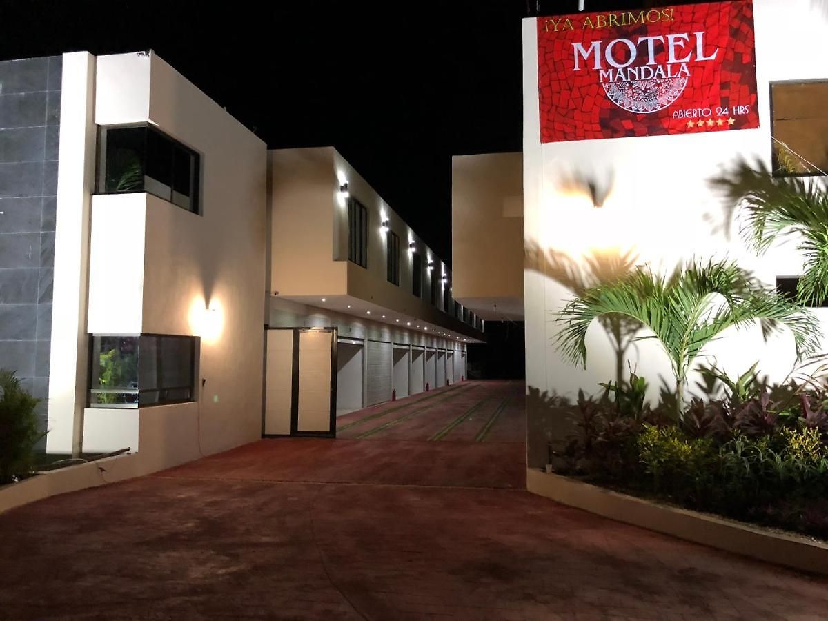 Hotel del amor Mandala