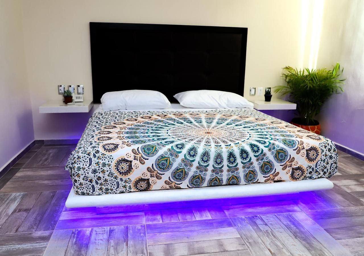 Mandala Hotel del amor