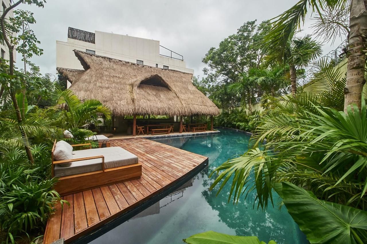 Don Quijote - Private Pool & Club Access Apartment