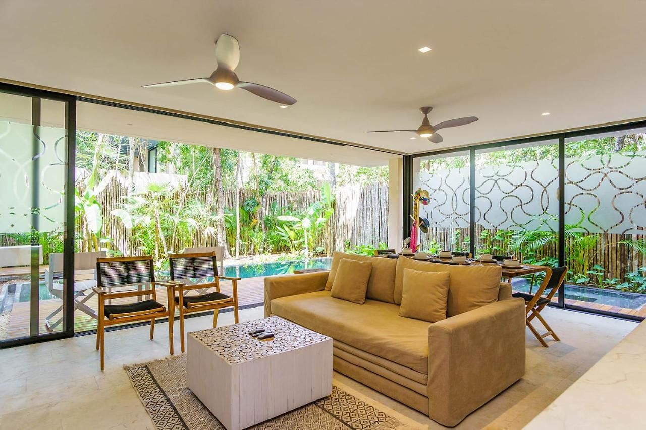 Gorgeous Flowy Space With Wrap-around Private Pool Tulum