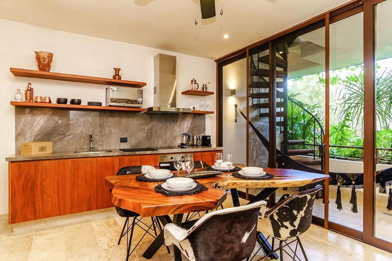 Apartment Jungle Luxury In Private Residential Area & Stunning Rooftop By Stella
