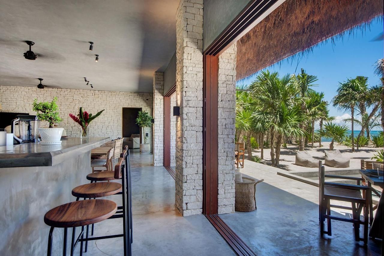 Beachfront Soliman Bay 12 Holiday home *