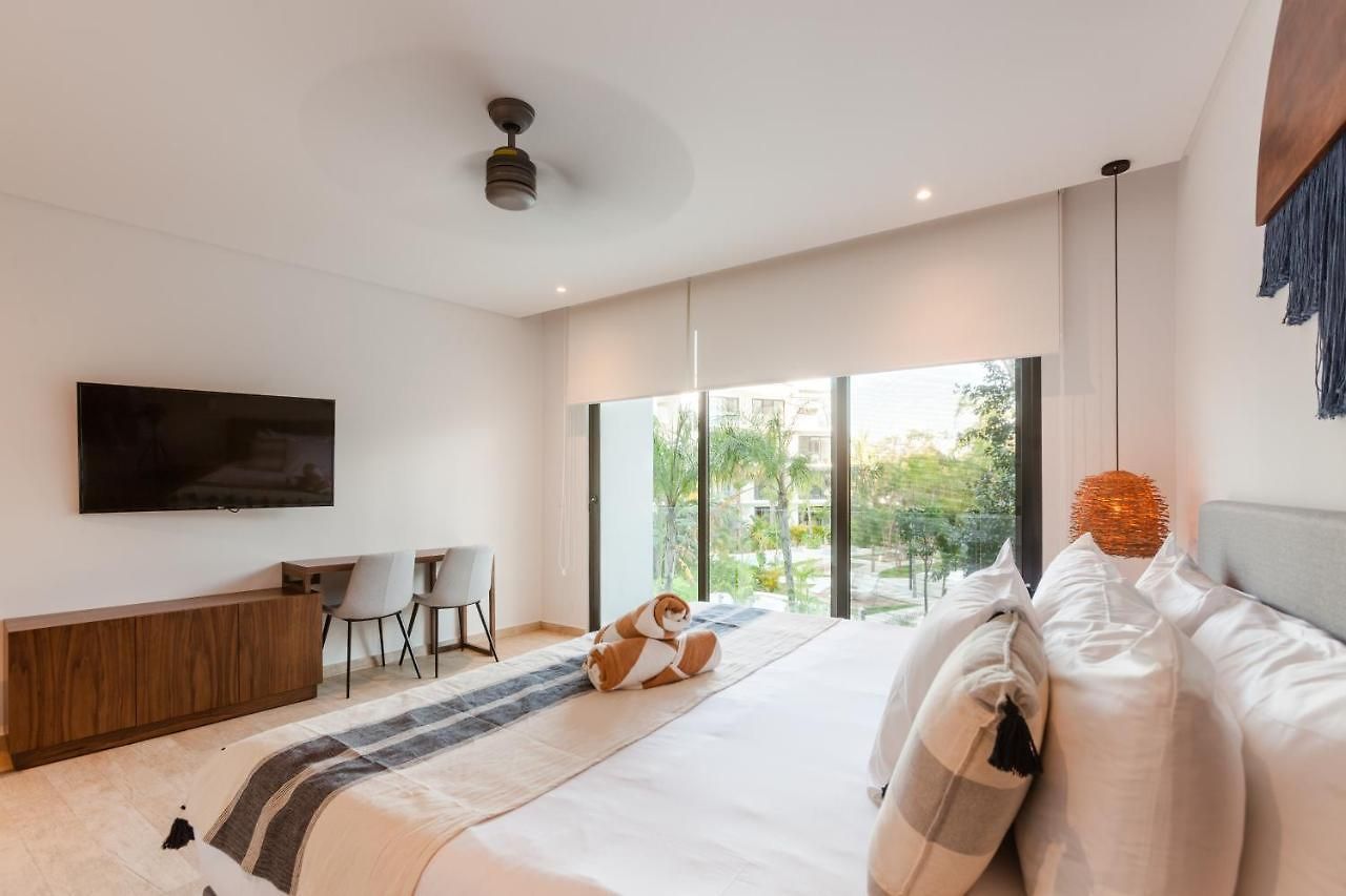 Your Place In Town With Pool, Coworking And Gym Located At Park Lagunas Apartamento Tulum
