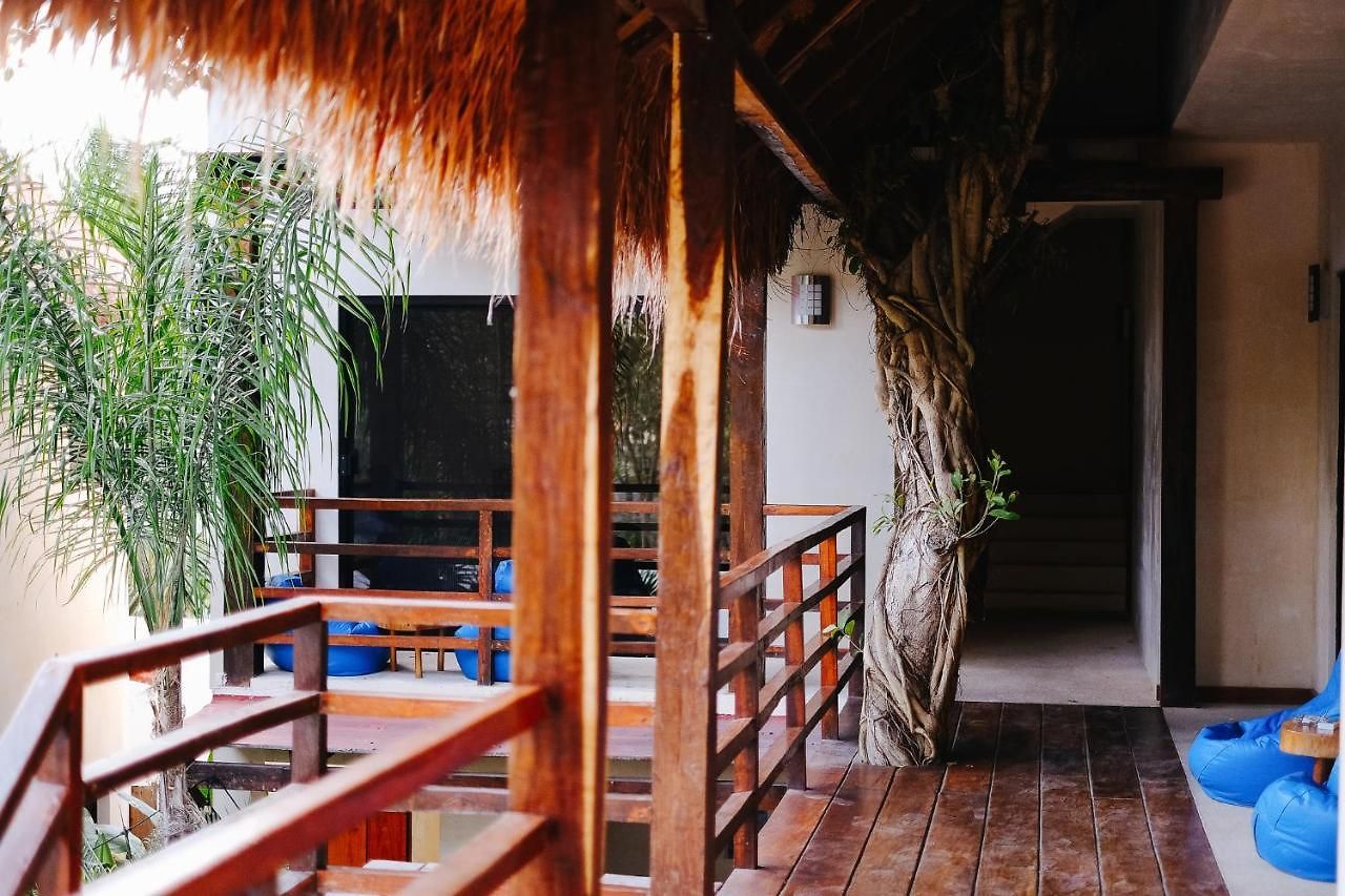 Uolis Nah Hotel