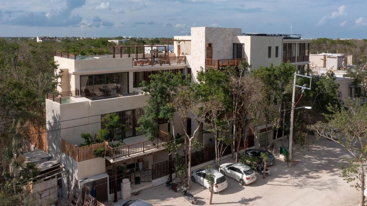 Unho Hotel 4*
