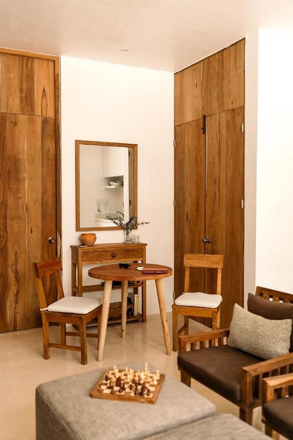 Aparthotel Ca'lalily *