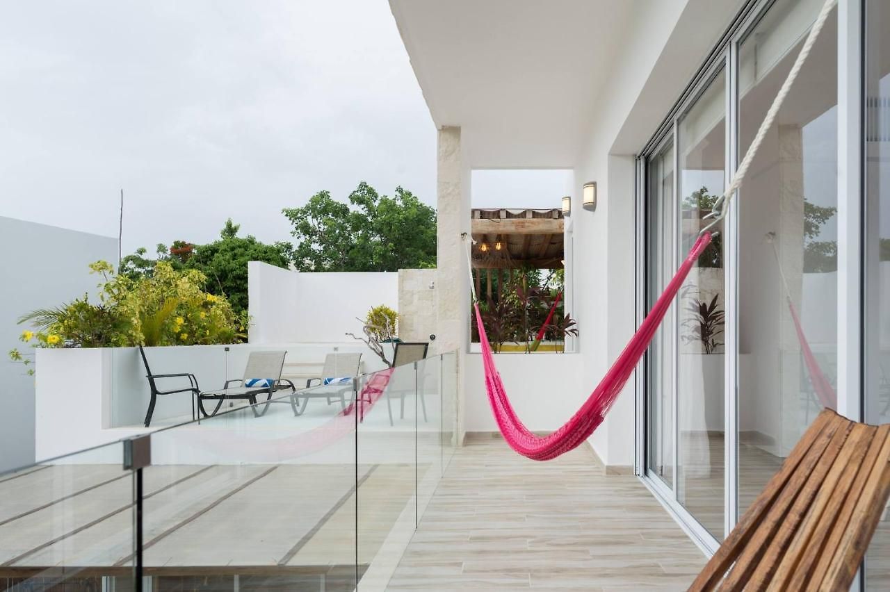 Calma, Chic & Mexican Villa, A True Oasis Pool, Security Holiday home