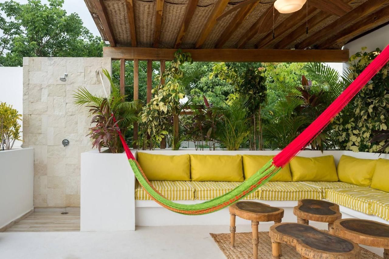 Calma, Chic & Mexican Villa, A True Oasis Pool, Security Holiday home