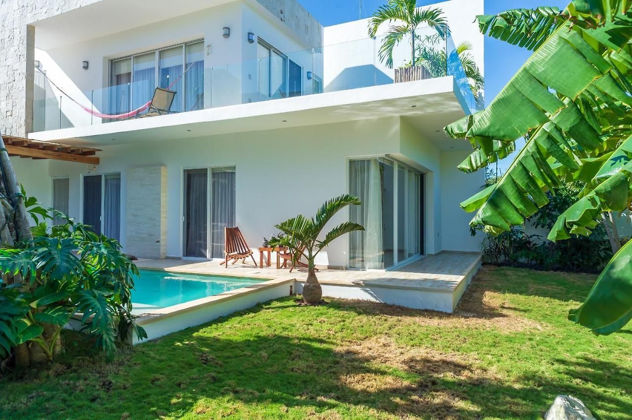 Calma, Chic & Mexican Villa, A True Oasis Pool, Security Holiday home