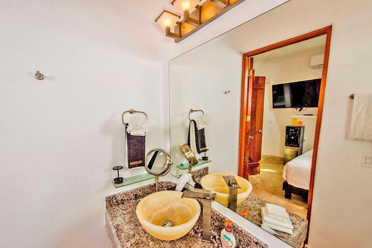 Mar Azul Luxury 6 Bedrooms Tulum