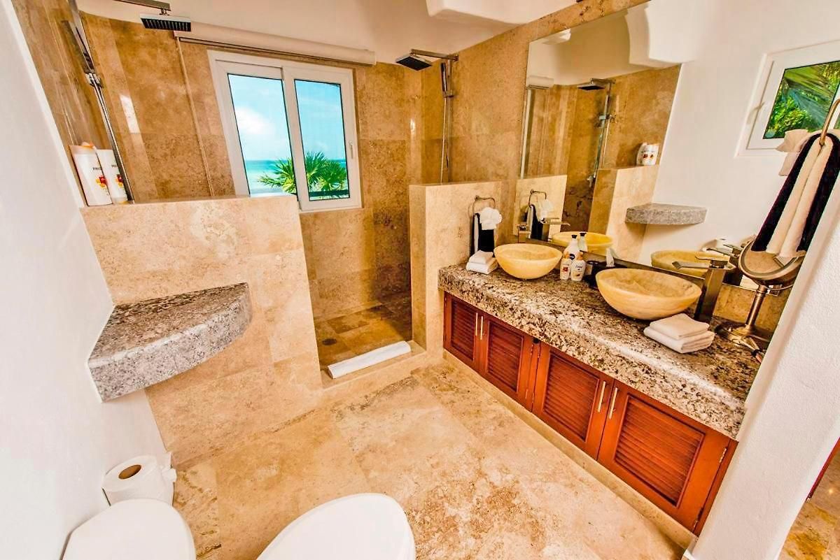 Mar Azul Luxury 6 Bedrooms * Tulum