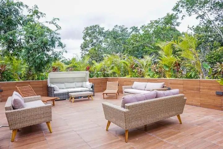Mayas Villa