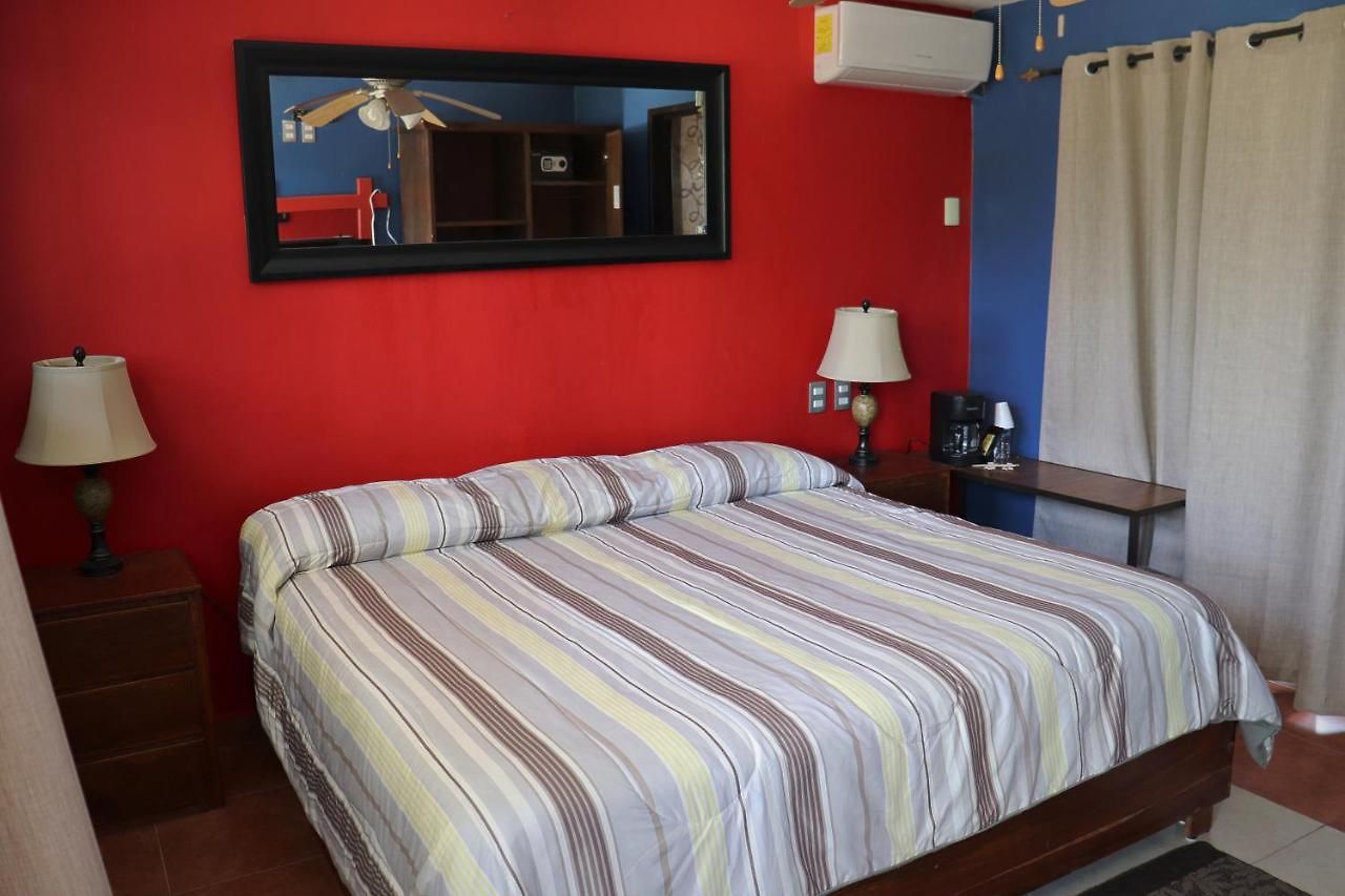 Andrea's Hotel 3*
