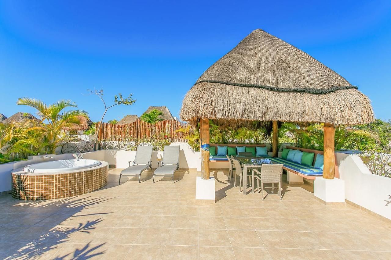 Perfectly Situated Between The Beach & Town By Stella