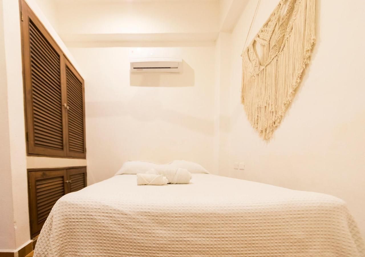 Itza La Veleta Hotel