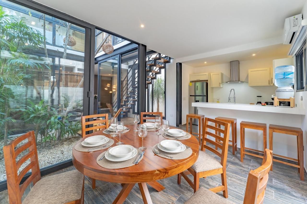 Casa & Chiit - 2 Homes With Different Shared Amenities