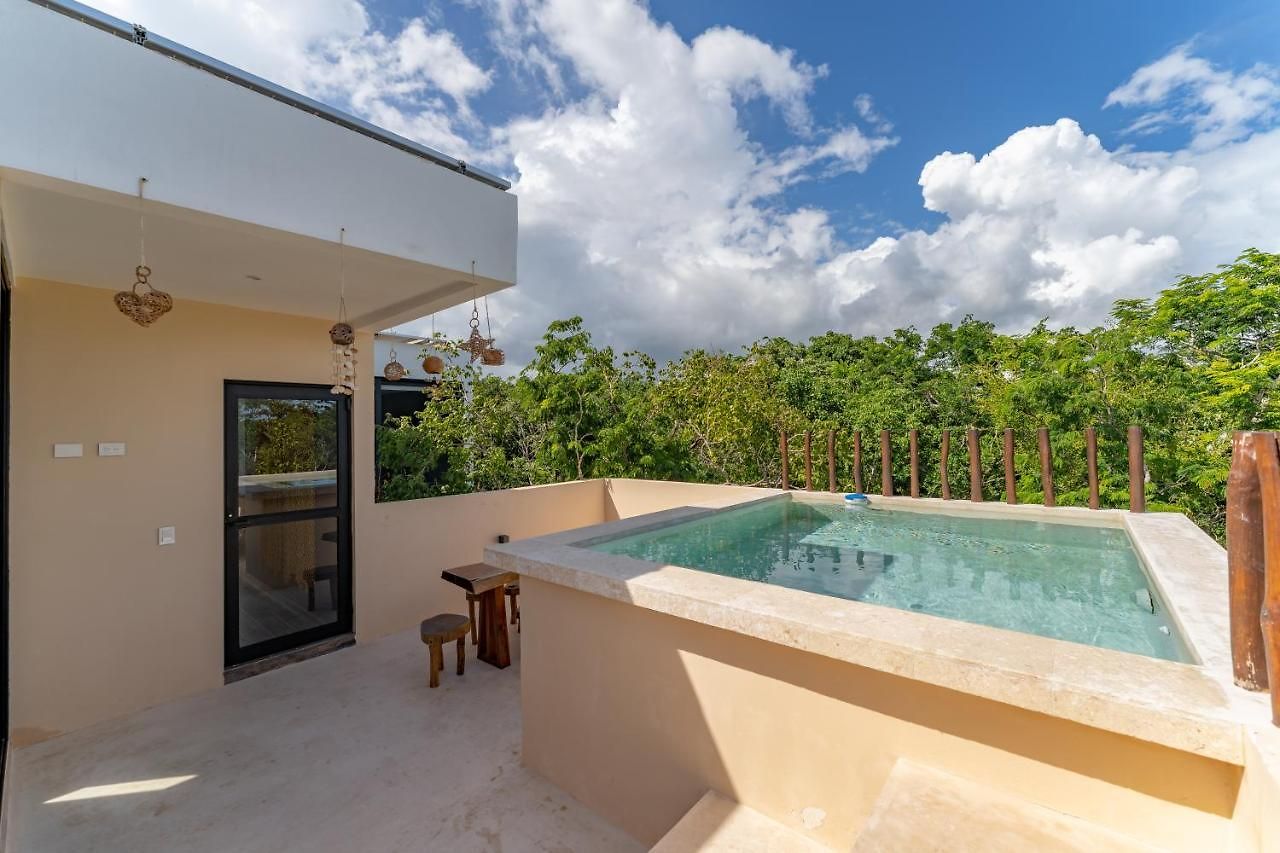 Casa & Chiit - 2 Homes With Different Shared Amenities Villa