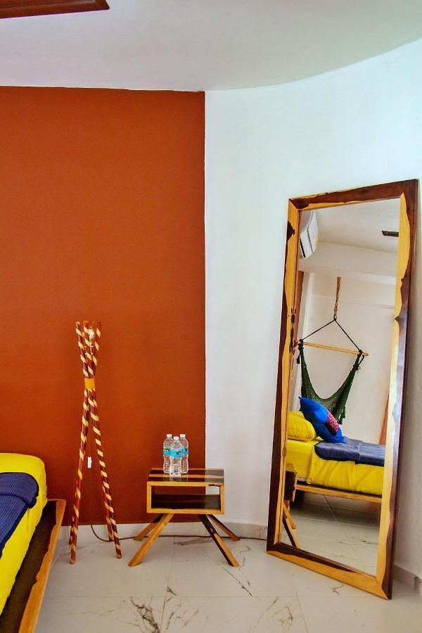 Howlita - Adult Only Hotel