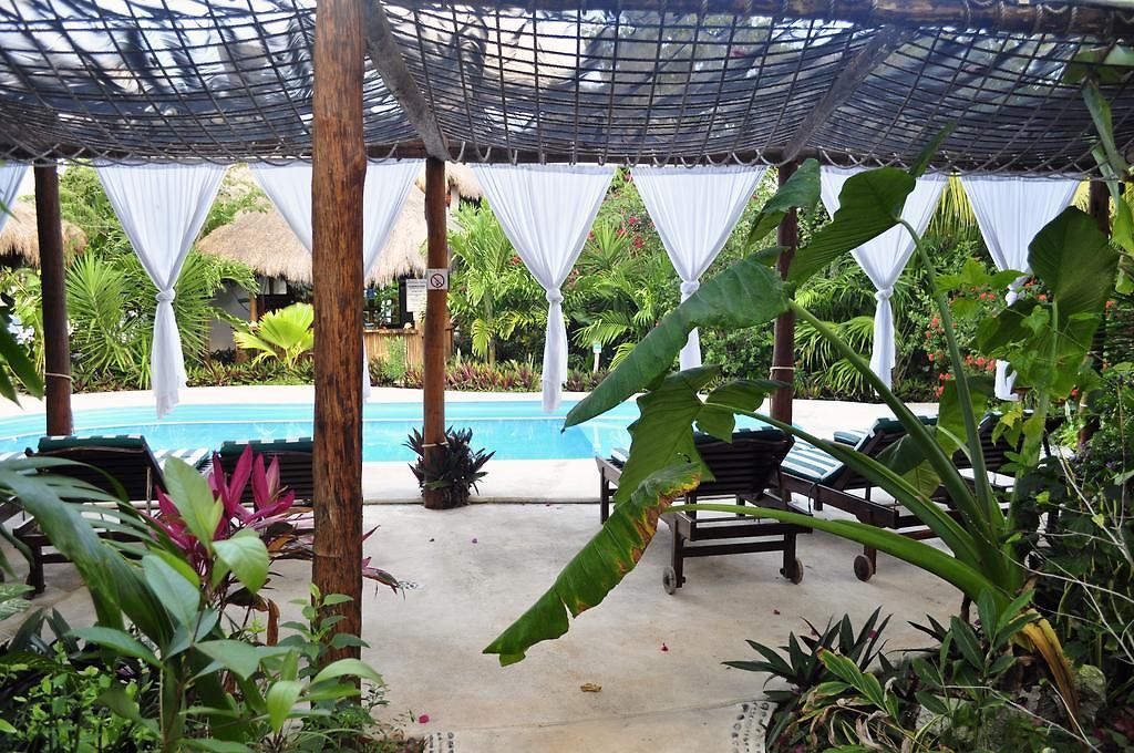 & Gardens 3* Tulum